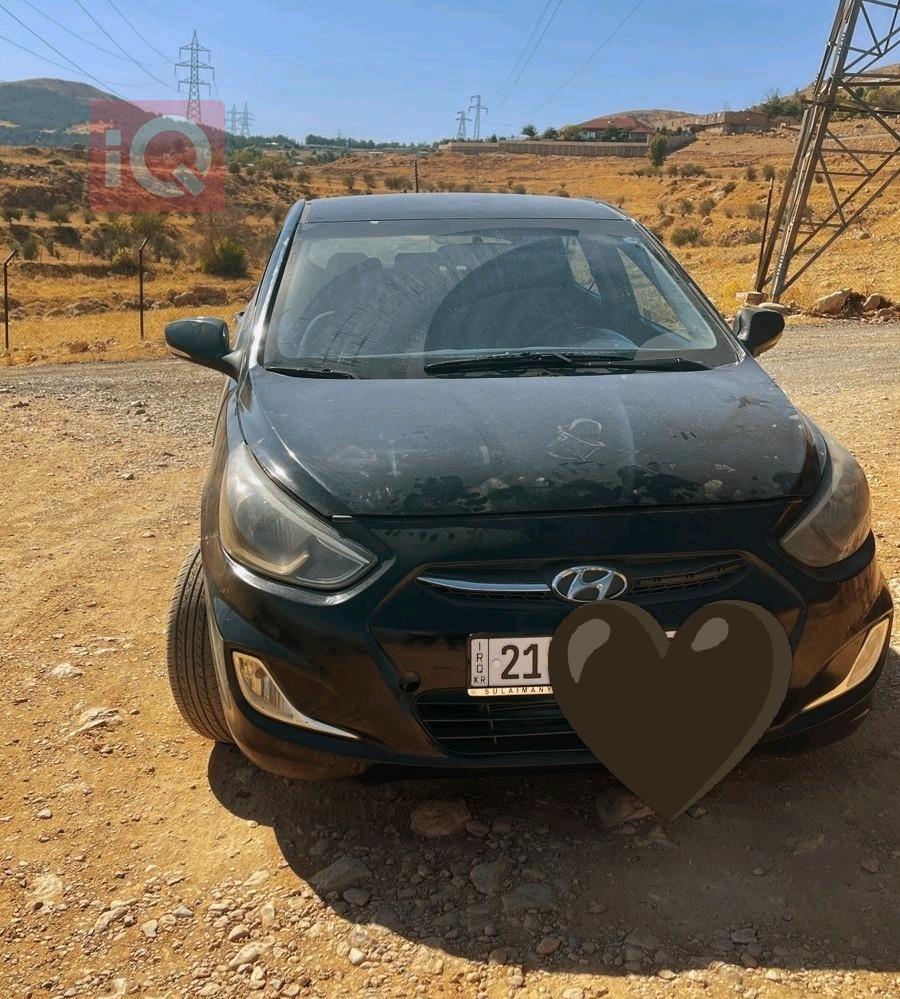 هیوندای ئەکسنت هاچباک